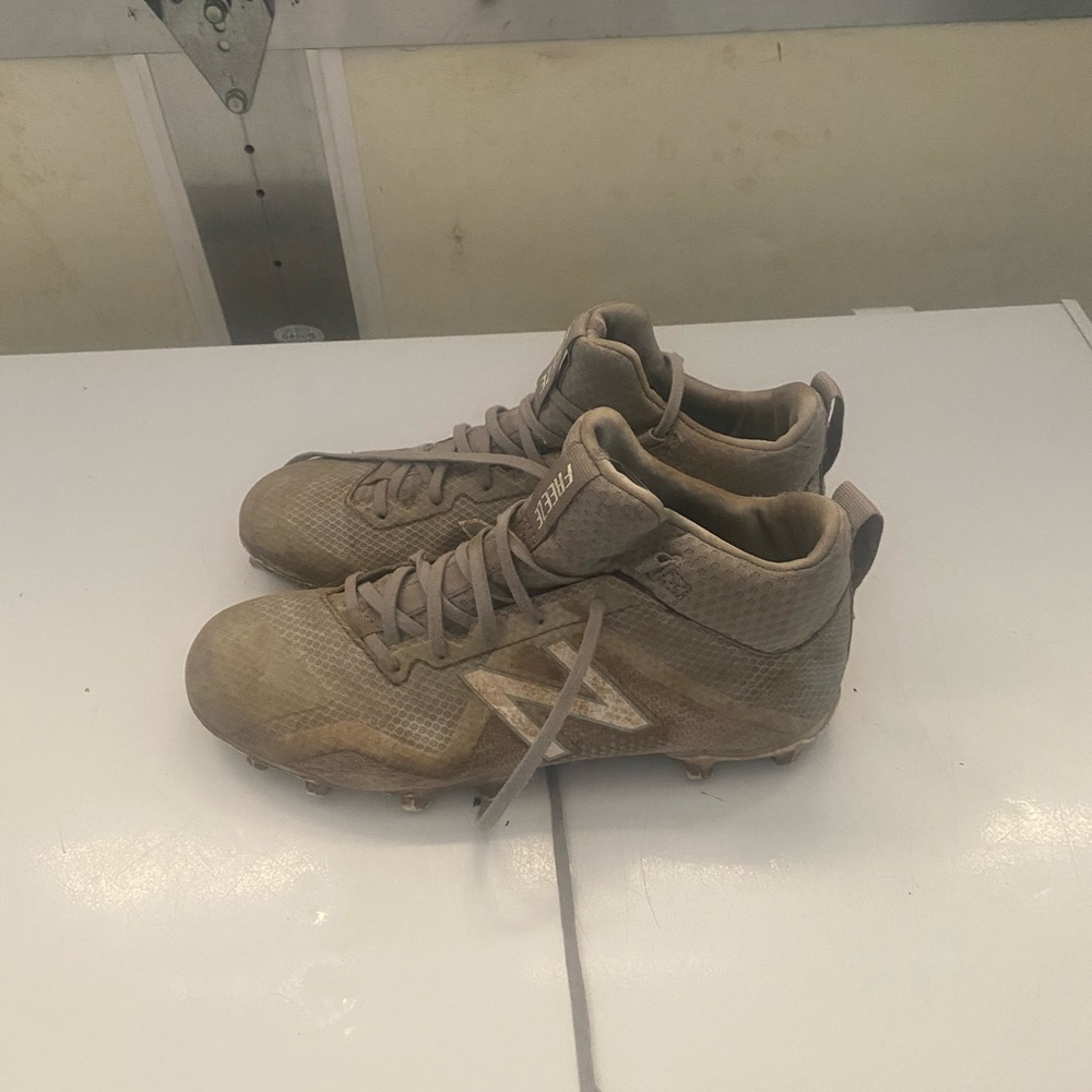 new balance lacrosse cleats